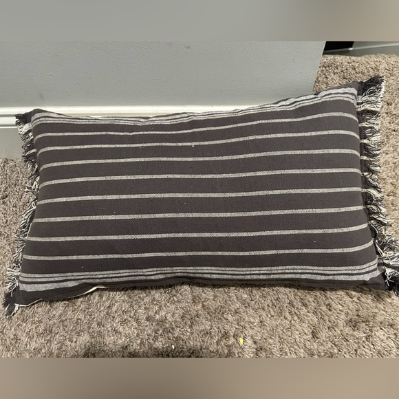 Marshalls Bedding Decorative Pillow Poshmark